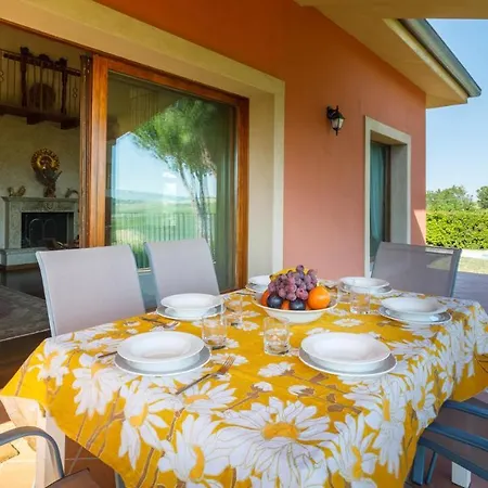 California 6, Emma * Saludecio