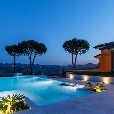 Vila California 6, Emma Saludecio