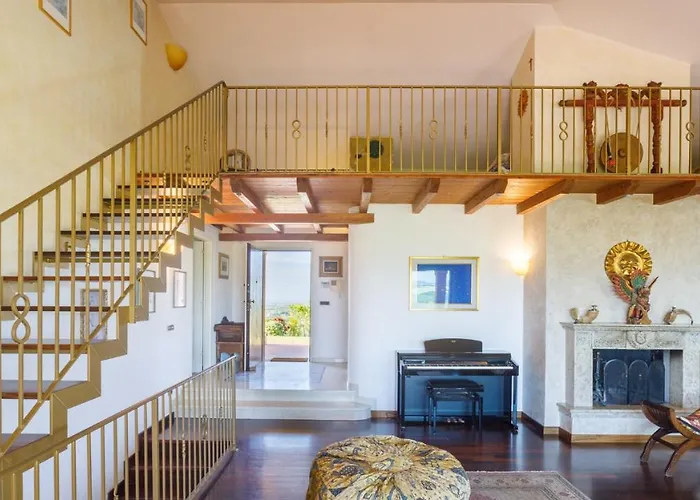 California 6, Emma *