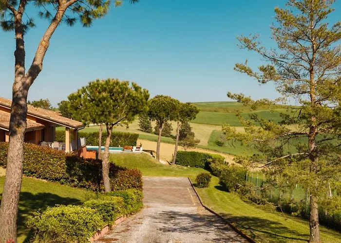 Villa California 6, Emma